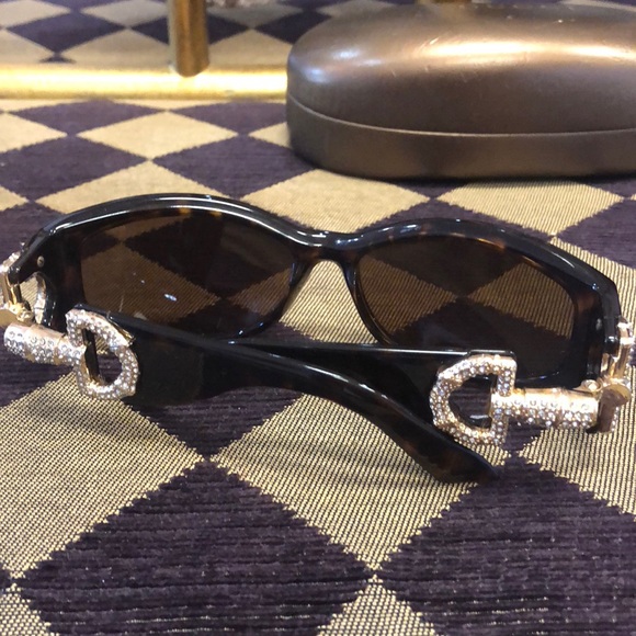 Gucci Accessories - Gorgeous Gucci glasses!!!